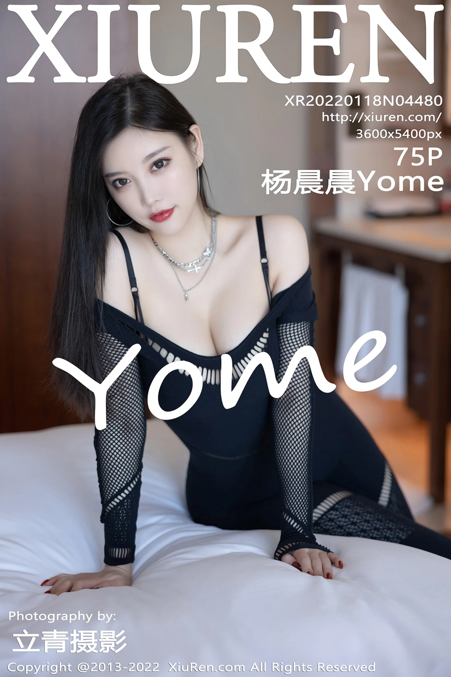 [XiuRen秀人网]VOL.4480 女神杨晨晨Yome清爽黑色镂空上衣半脱秀丰满身材撩人诱惑写真75P-秀人网官方网站